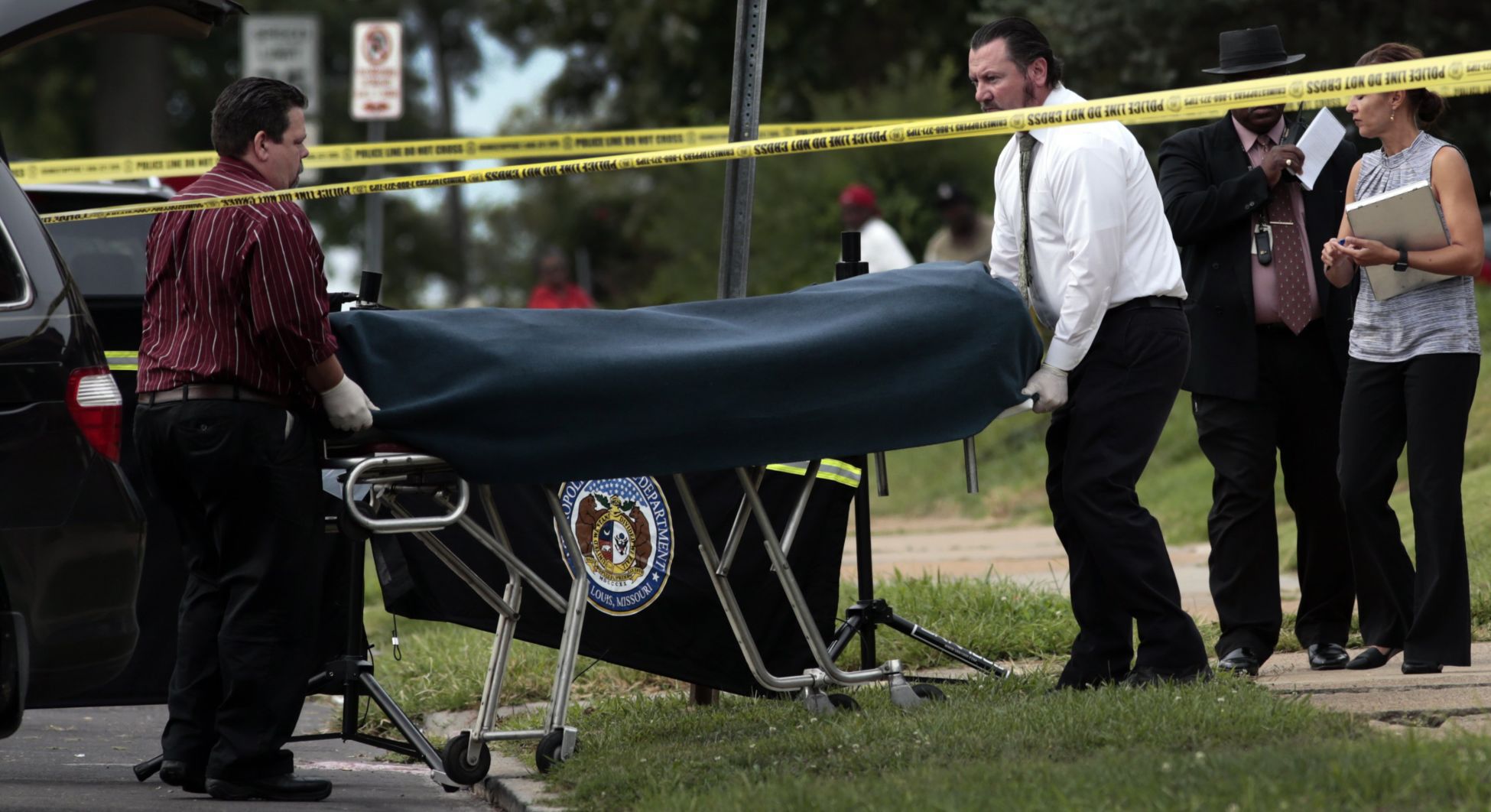 Man shot dead in Walnut Park West neighborhood